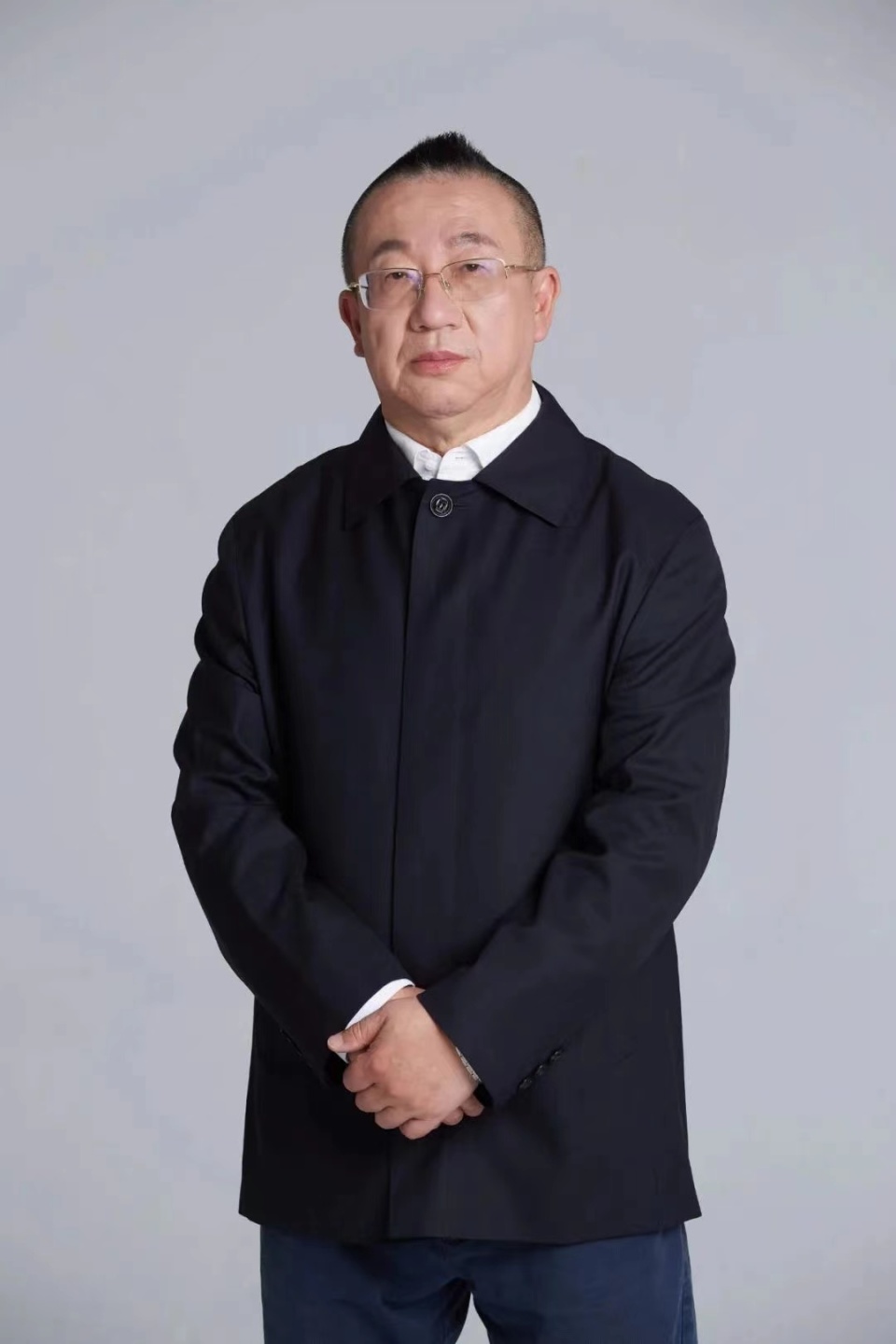 王山,作家,诗人,中国诗歌学会党支部书记,常务副会长兼秘书长,历任