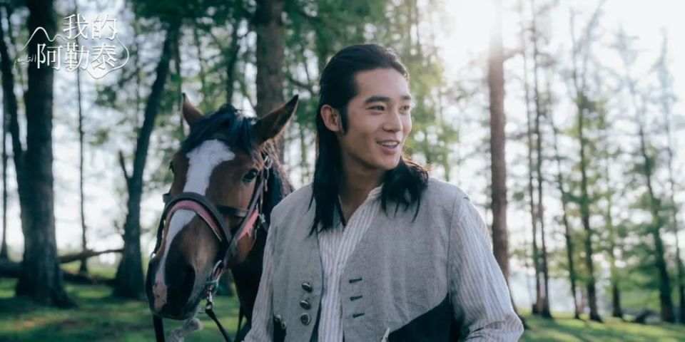 电影《传说》和电视剧《大海道》《我站的地方是中国》《喀什古城》将