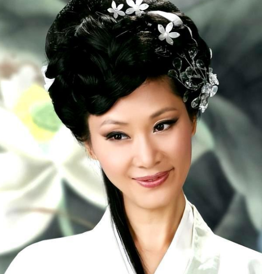 于文华再婚嫁未婚小伙22年没有生下孩子如今的她幸福吗