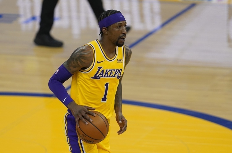 篮板排行_NBA现役篮板总数榜:仅两人过万一人力压中锋群领跑威少进前10(2)