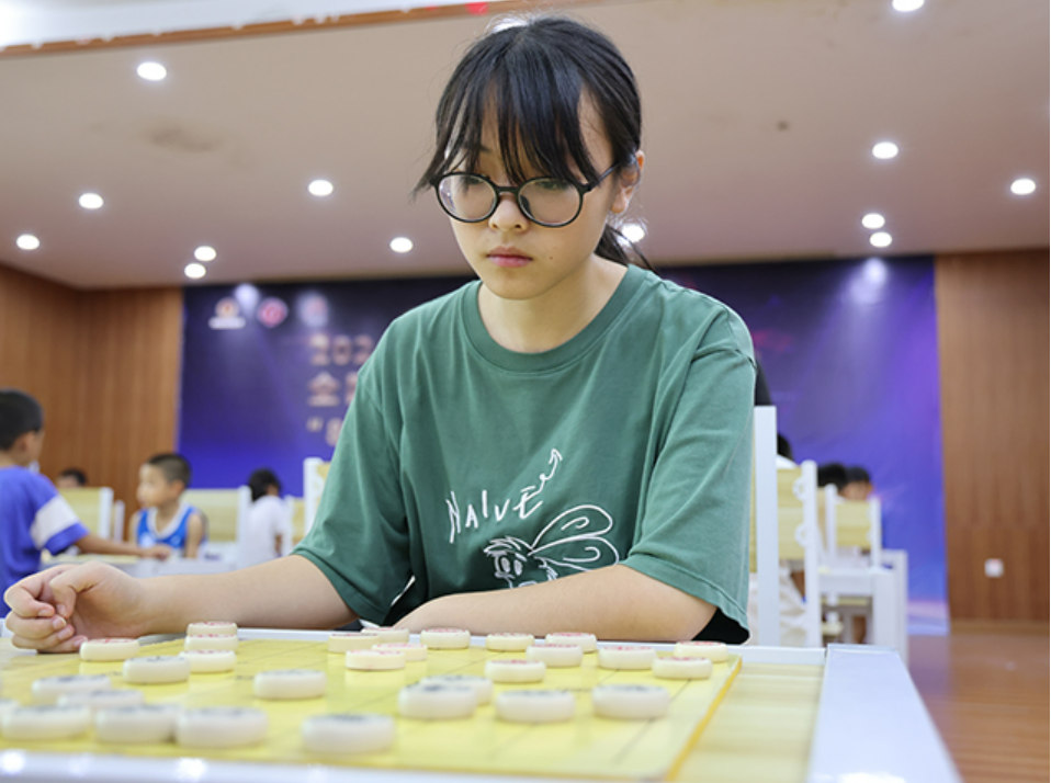 东莞凤岗镇即将诞生首位女子象棋国家大师