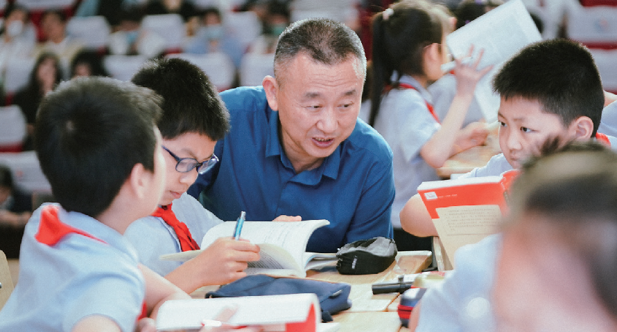 陈大伟：教师如何在观课议课中改进课堂教学，实现专业成长？_腾讯新闻