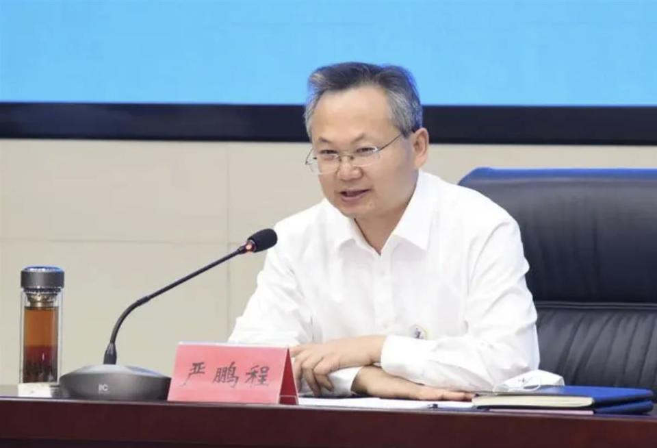 70后严鹏程履新中央财办副主任此前任河北省委常委