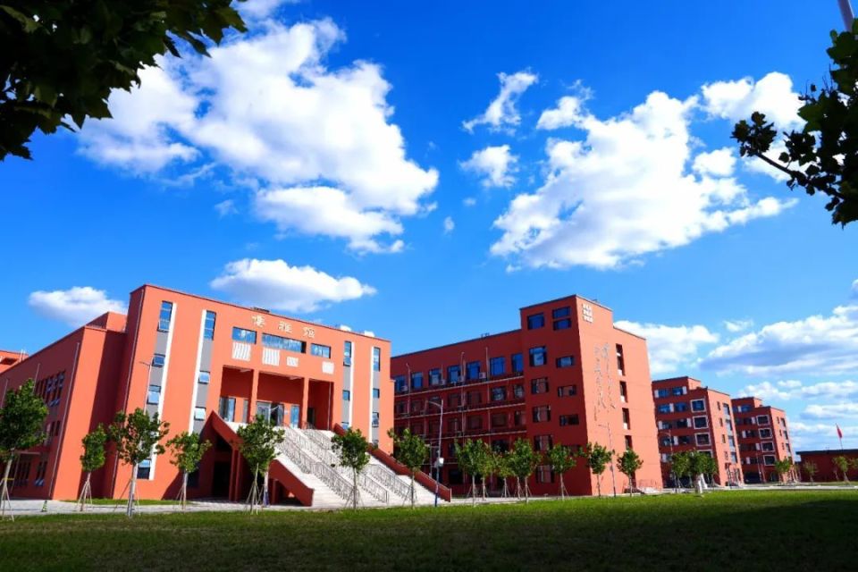 衡水滏阳中学报名火热进行中!
