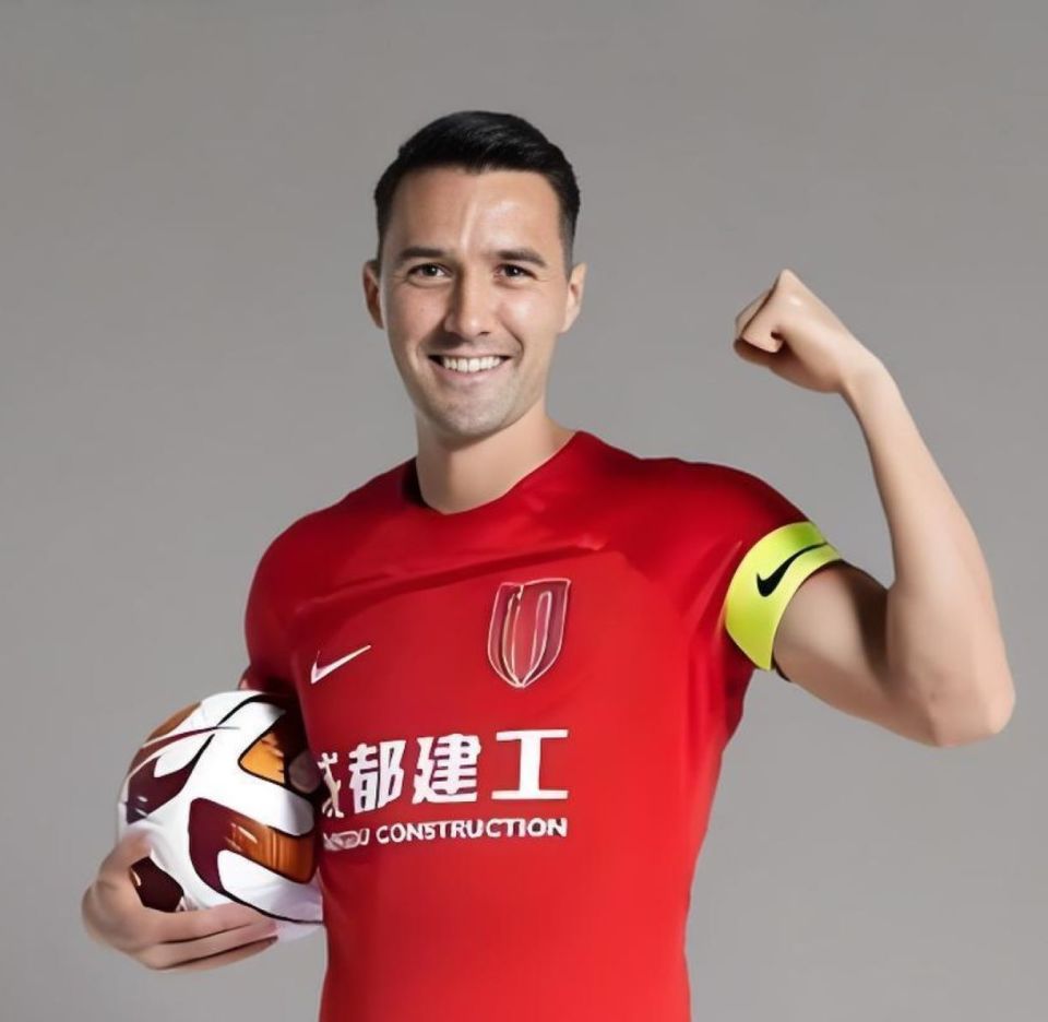 大意失荆州！曝海港有意免费引进周定洋，蓉城亏大了