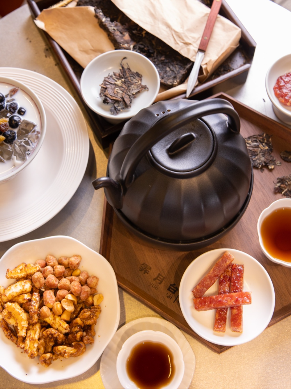 今天(5月25日),位于青浦万达茂广场的霁月台茶市正式开业,青浦市民又