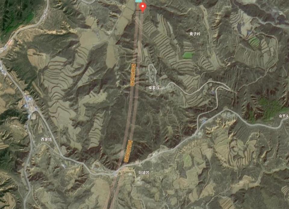 呼北高速吉河段大客车撞隧道壁致14死37伤当地医院伤者多为骨折等外伤
