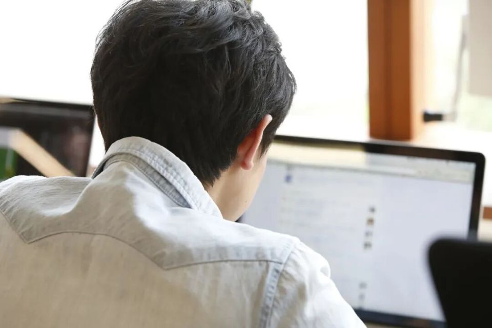 石某拿着敏感信息向境外公司求职 被采取强制措施