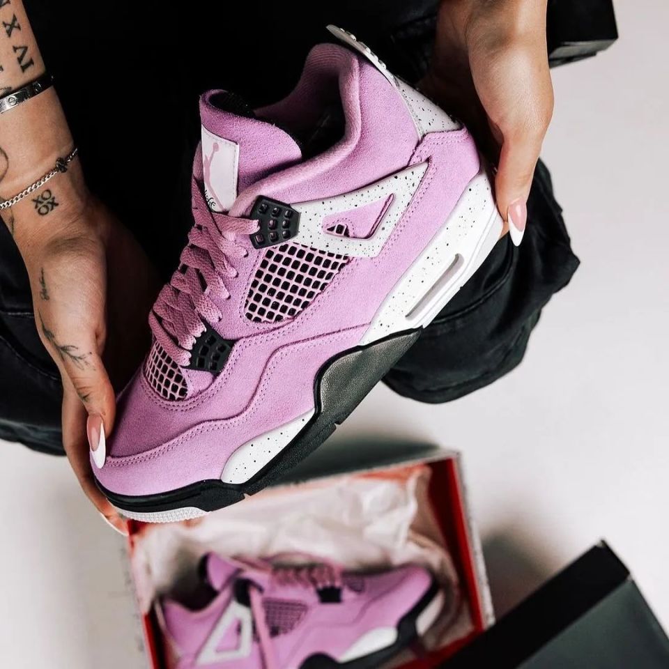 「樱花粉」aj4 上脚图来了!有点心动啊!