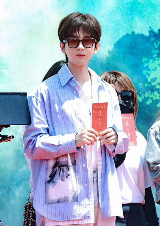 成毅《赴山海》开机后,男二遭全网抵制,官方回应疑已将其除名