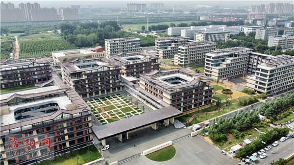 洛阳师范学院附属高级中学率先搬家新校区