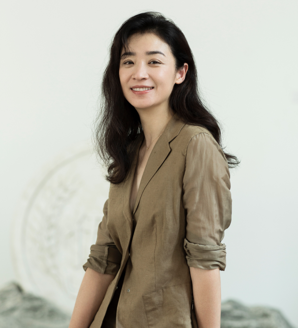 《局外人》将登场 | 杨婷:在默尔索的"冷漠"中看到"热爱"_腾讯新闻