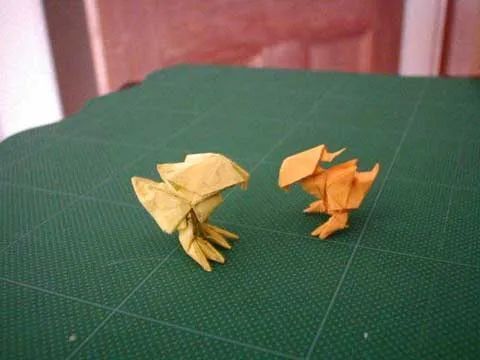 cp图可以展示一个折纸作品的结构与布局,类似工程文件.