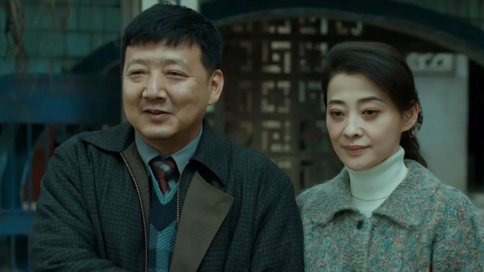 另一位剧作家王砚辉也扛起了演技的大旗.