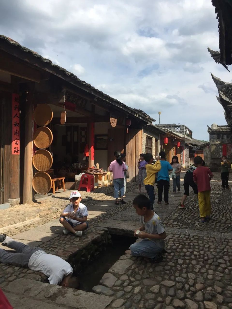 培田建筑亲子营 | 跟随大咖老师,与孩子一起搭建竹穹顶,面包窑!