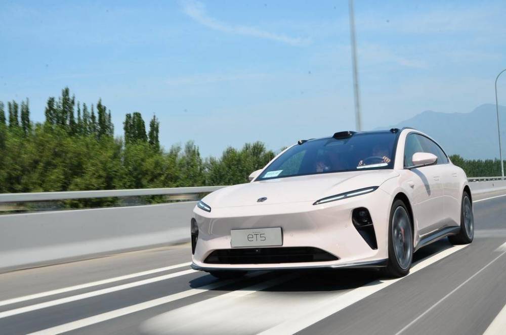 8万元起,蔚来et5 touring旅行版正式上市_腾讯新闻