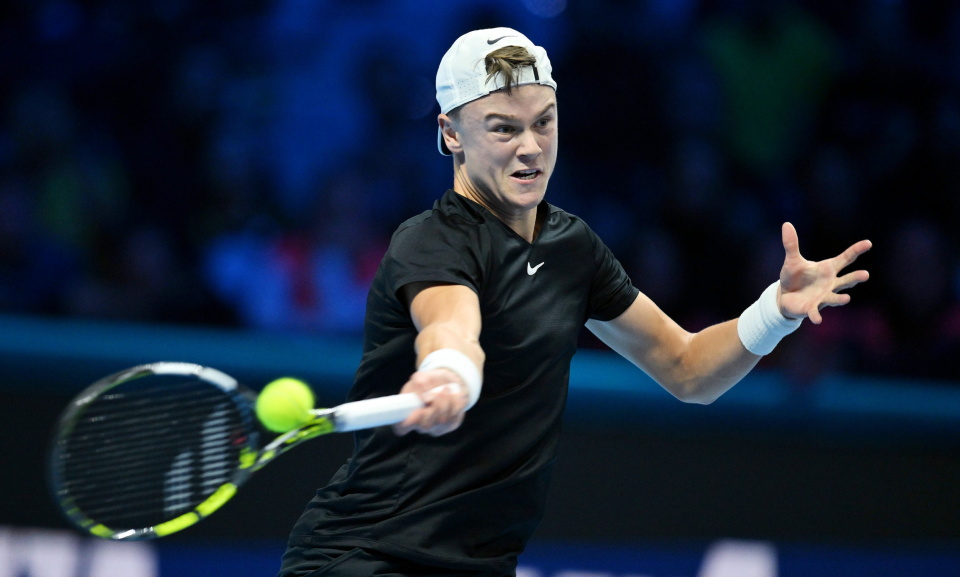 网球——atp总决赛小组赛:辛纳晋级半决赛_腾讯新闻