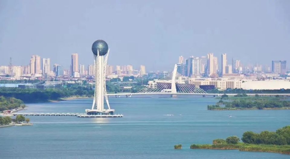 华东师范大学附属常州西太湖学校来了!