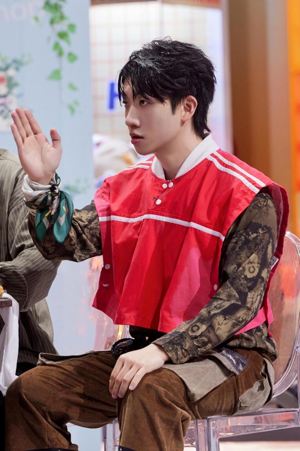 本周六晚"好六复古派对"迎来张杰张靓颖于文文,全员