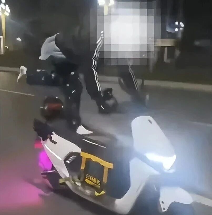 男子叫嚣“挑战南充市公安局，请你们来逮我”