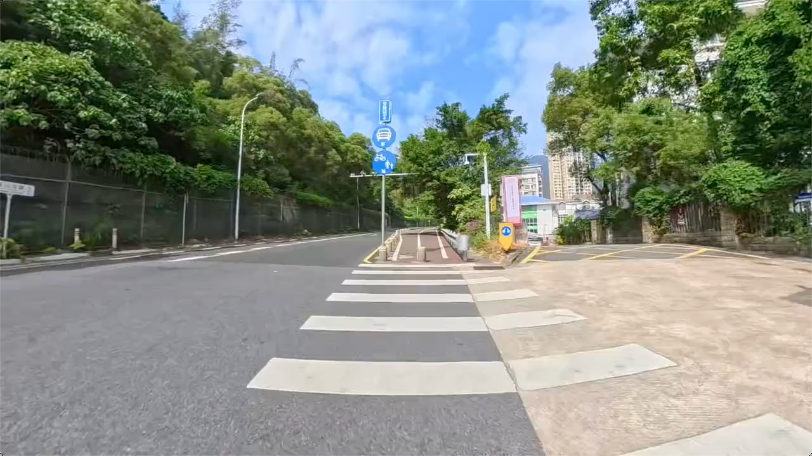 开始盘山公路爬坡