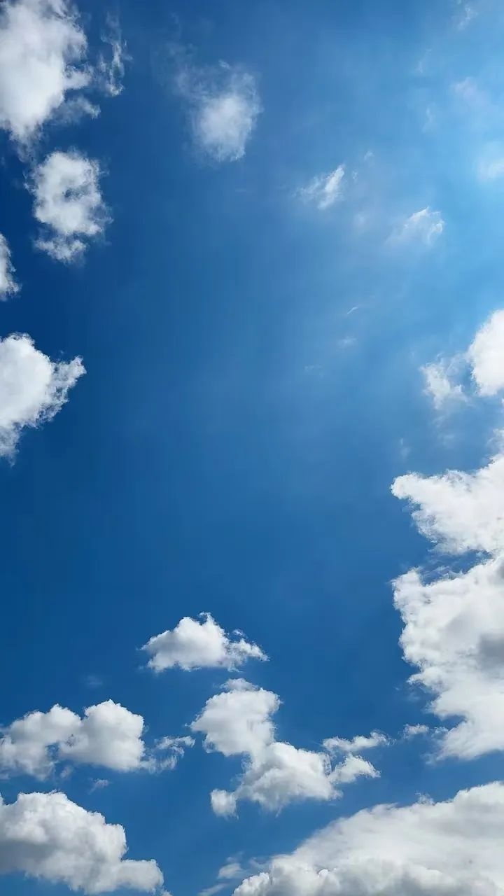 今日份蓝天白云,最美的图都在这儿了!