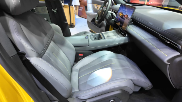 全新深蓝S07、海狮06DM、零跑C11，15万级SUV谁是你的菜？