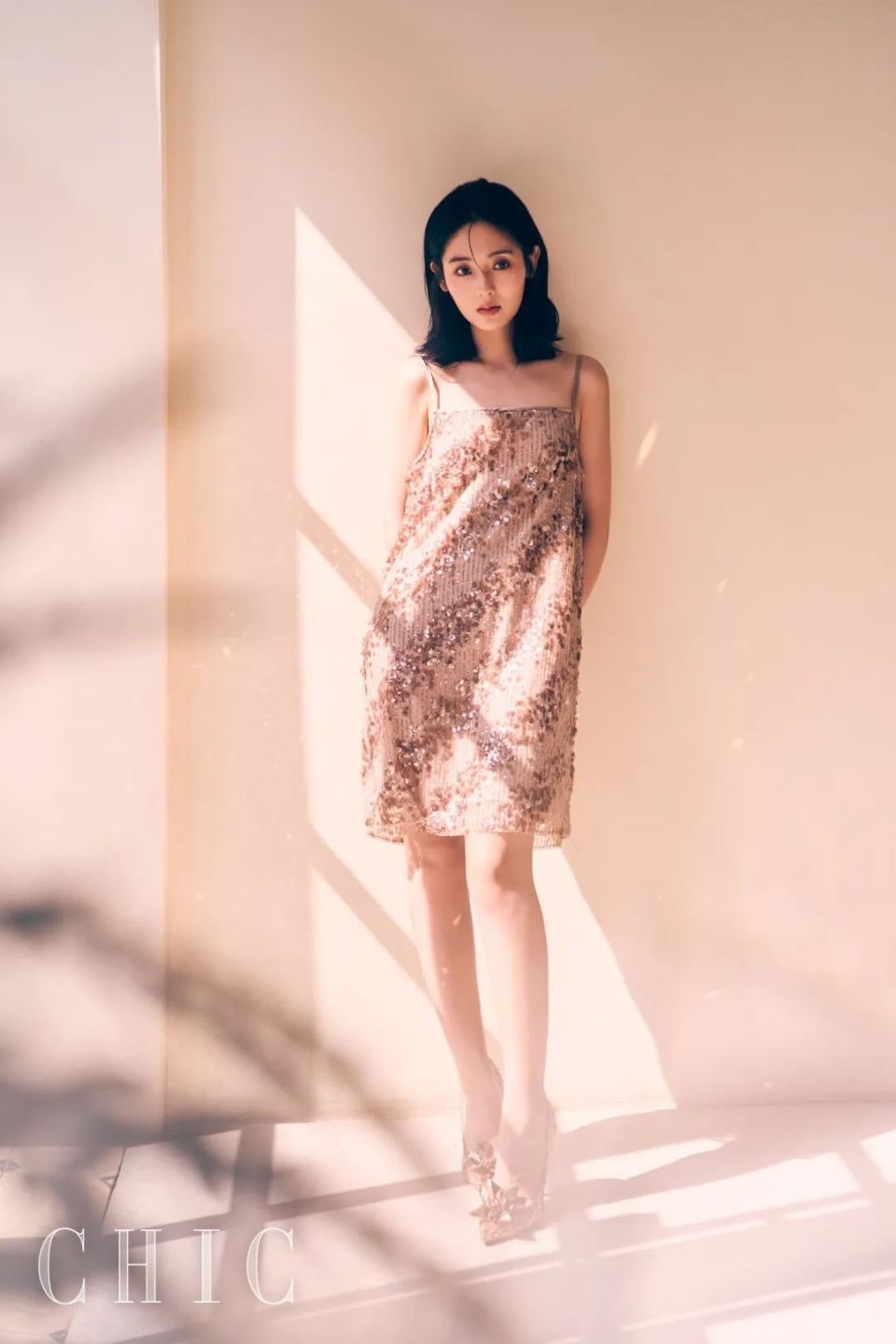 邢菲 | 登《小资chic》六月刊封面