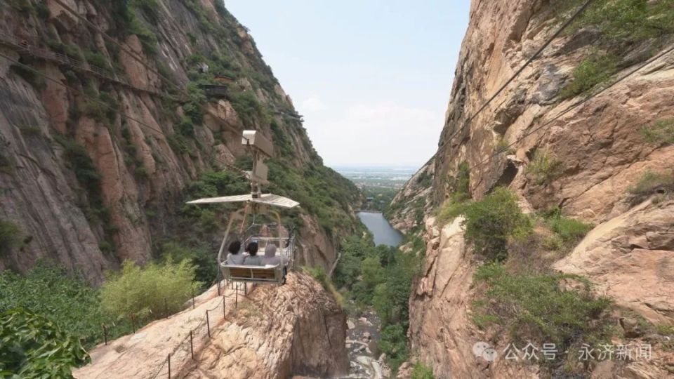 【采风打卡】神潭大峡谷景区:创意赋能今非昔比  百余网红打卡体验