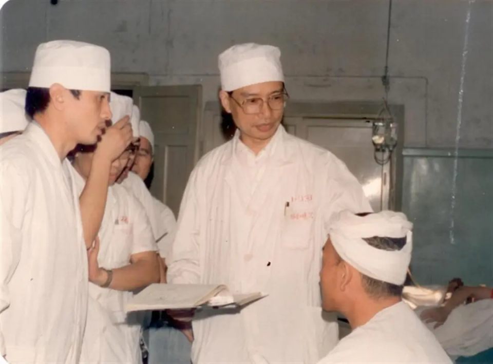 显微外科器械怎么用悲痛！浙江籍知名教授，凌晨逝世_https://www.jmylbn.com_新闻资讯_第7张