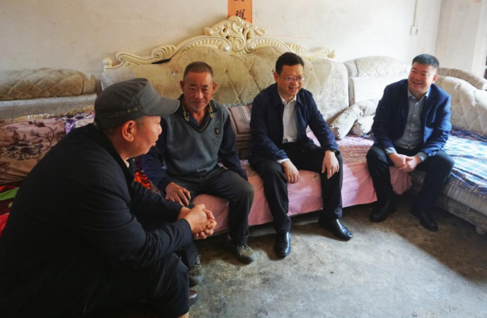 马涛到关岭调研基层社会治理工作并开展"四联四帮"工作_腾讯新闻