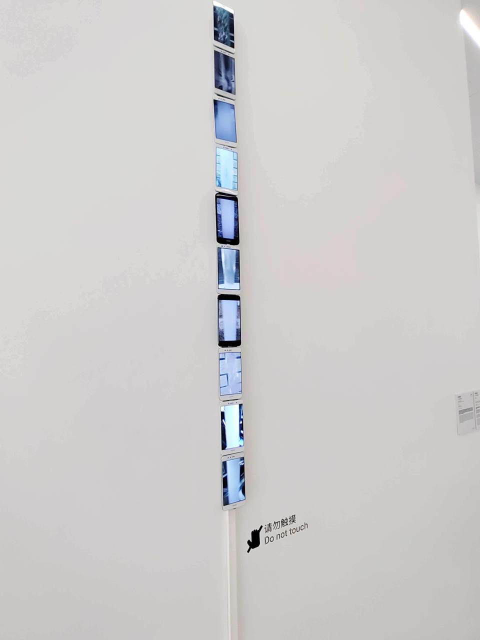 东莞本土艺术家李景湖：艺术作品容易被理解并不是好事_腾讯新闻