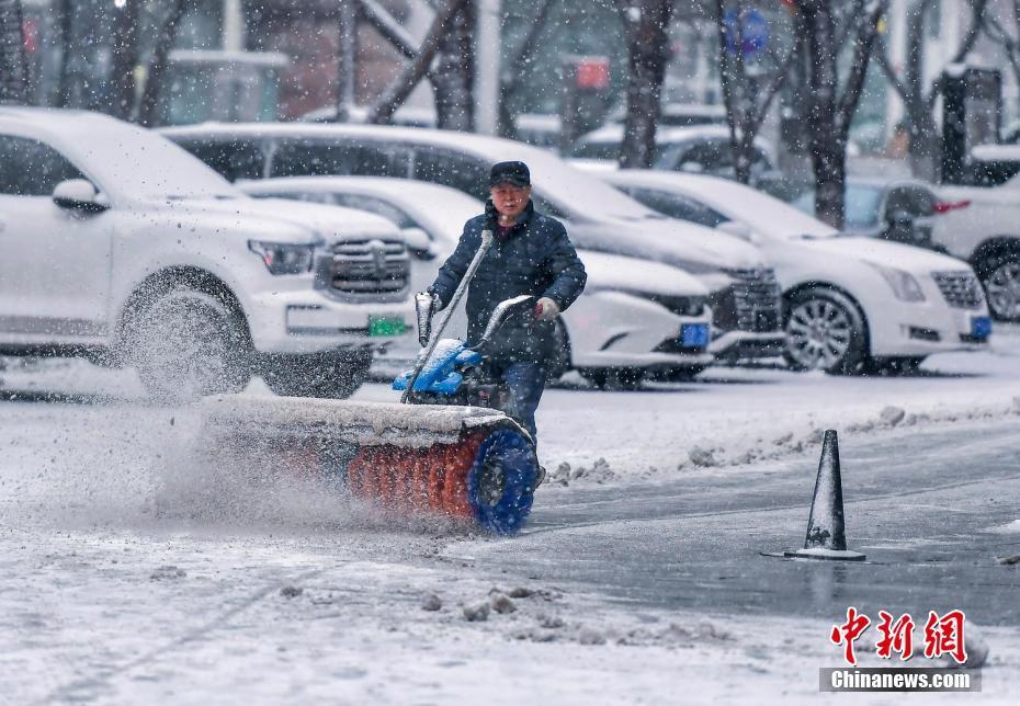 下雪气象图图片