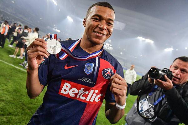 聚散终有时!姆巴佩告别大巴黎  张康阳作别国米