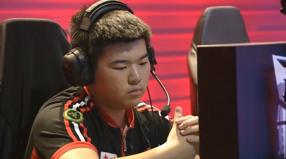 godv回忆s5往事:我戾气很重,跟tbq关系不好,经常打他小报告!