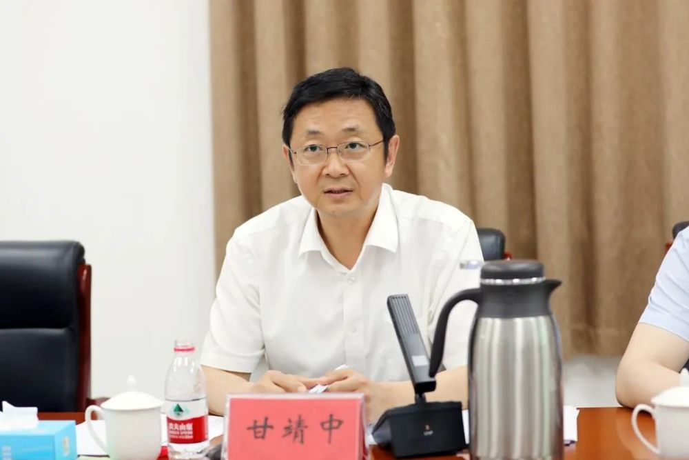 甘靖中带队到百善镇调研指导工作时强调凝心聚力大抓发展努力在全区高