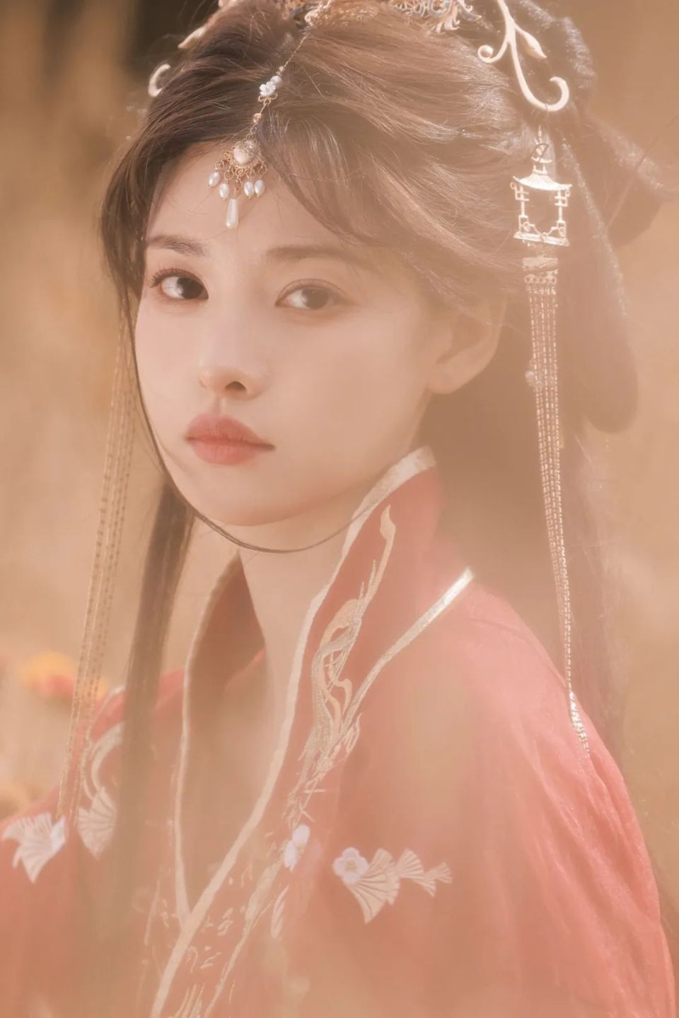 张艺上|古风大片上线