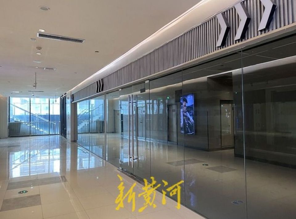 济南荣盛广场被传大面积闭店,商家回应:存在闭店,空店情况,正积极调改