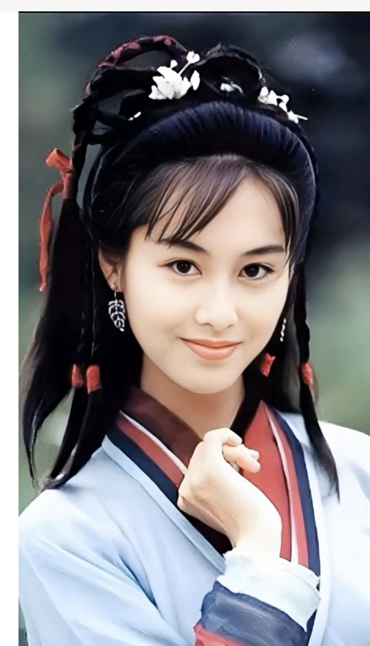 52岁朱茵:脸部圆润了一圈,「惊为天人」的紫霞仙子终究成为过去式