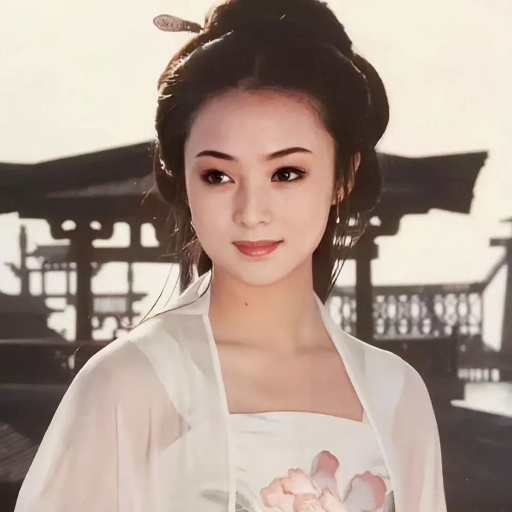 10位绝世美人一出场就吸引观众的目光每个都是经典一眼万年