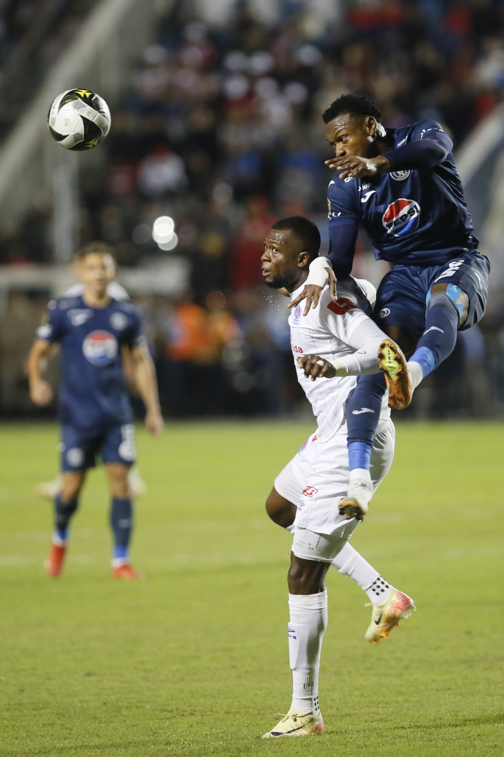 2024洪都拉斯职业足球联赛决赛次回合：奥林匹亚0-1莫塔瓜-腾讯新闻