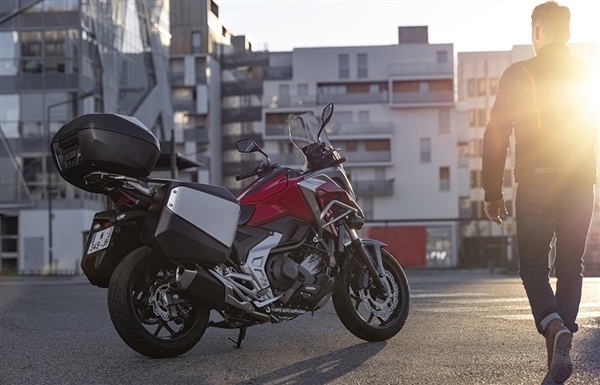 1038万起新款本田nc750x摩托上市极速可达170kmh