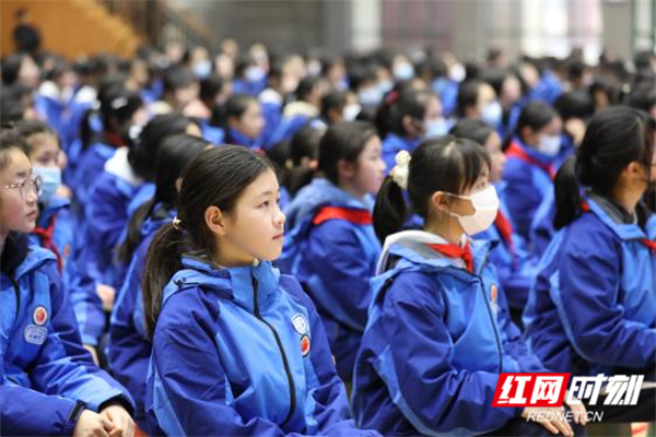 守护豆蔻之美 明德麓谷学校举办女生阅读教育专题讲座_腾讯新闻