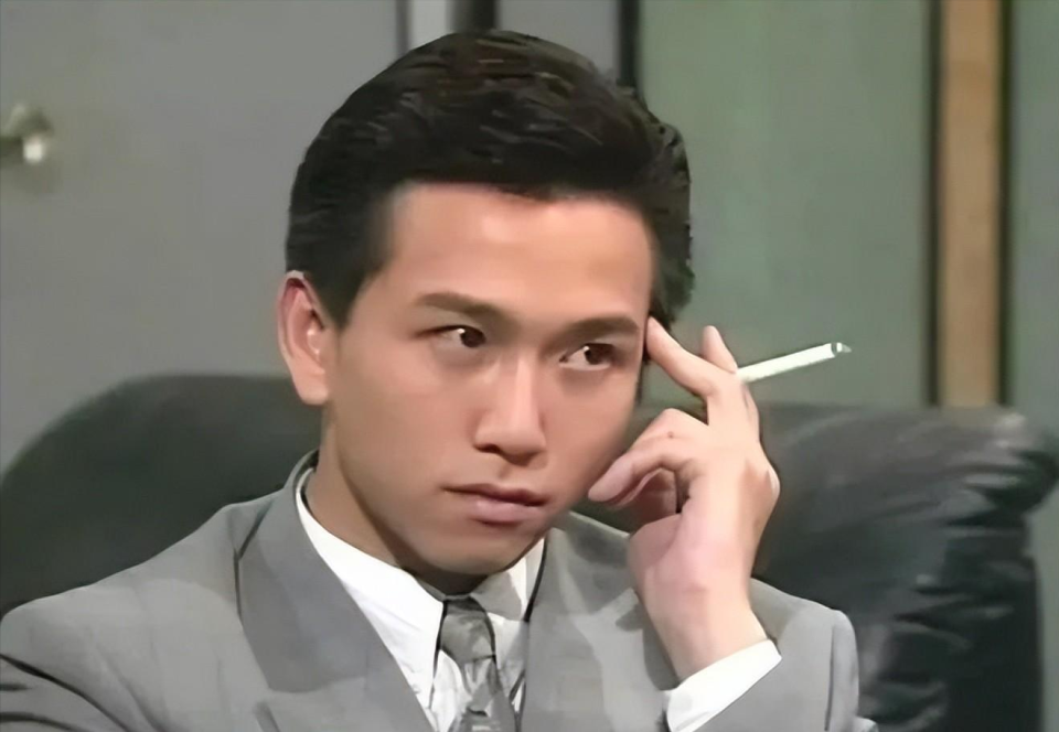 渣男始祖温兆伦:若不是少年滥情,现早已站在娱乐圈顶端_腾讯新闻