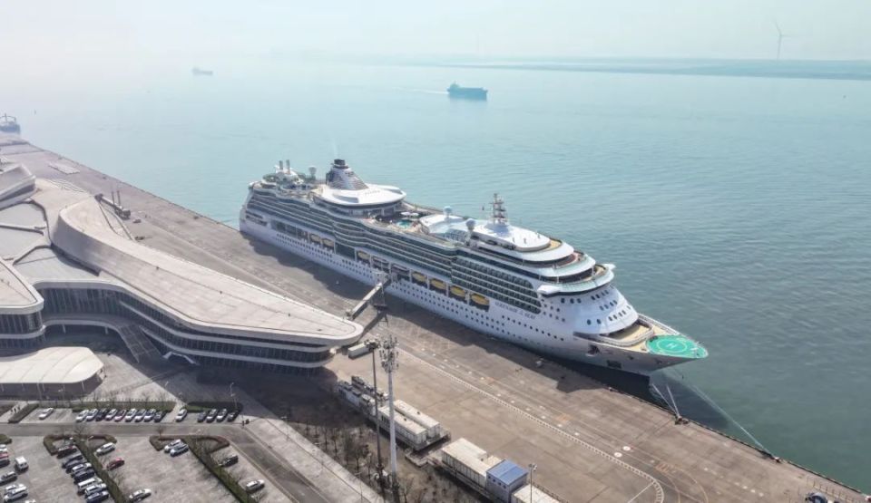驻守在天津这座中国北方最大的沿海开放城市东疆边检站全力服务口岸和