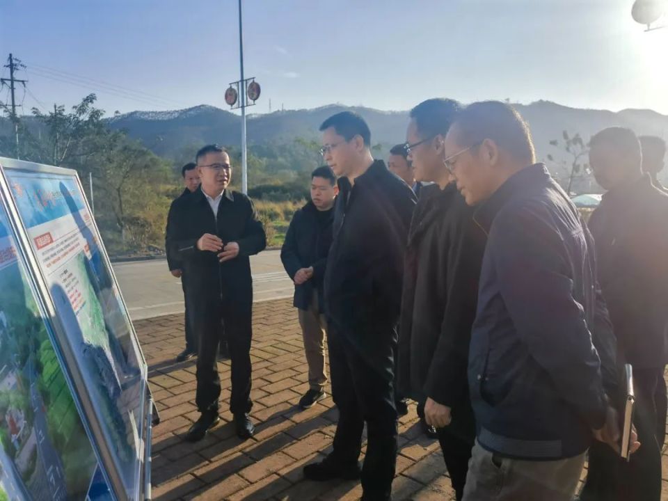 省铁投集团党委书记、董事长王红军率队来丰开展调研工作_腾讯新闻