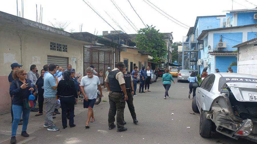 厄瓜多尔杜兰市发生多起针对公共机构的袭击事件