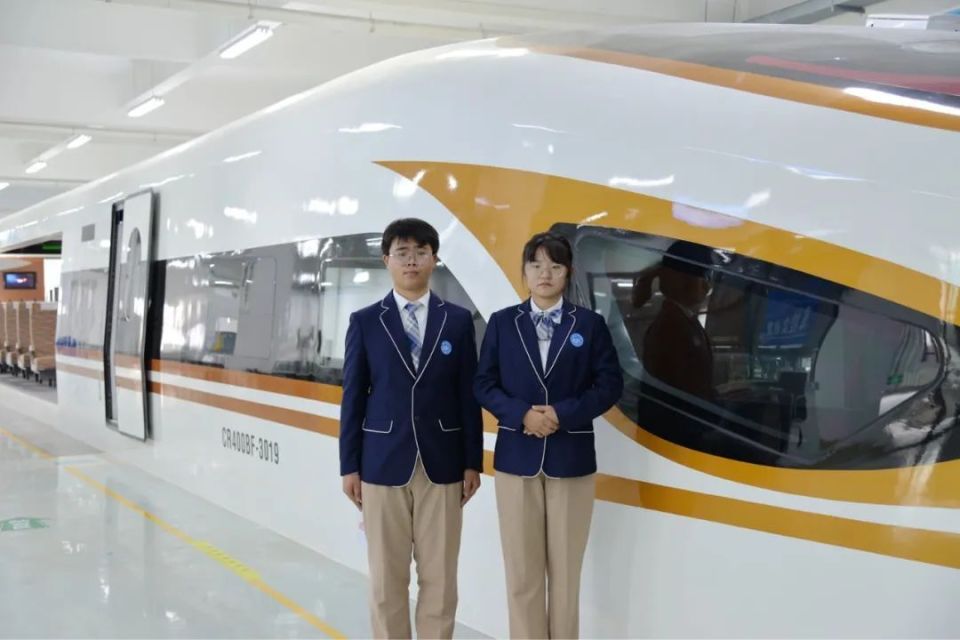 宁夏一高职院校挂牌成立!首批开设5个专业_腾讯新闻