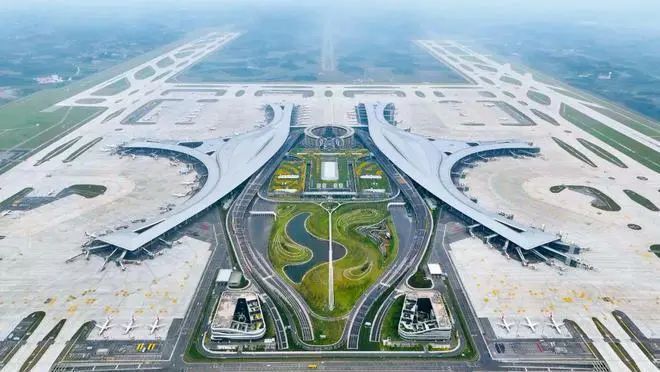 成都"一市两场"格局下,临空经济成为双流区,东部新区和简阳市共同的