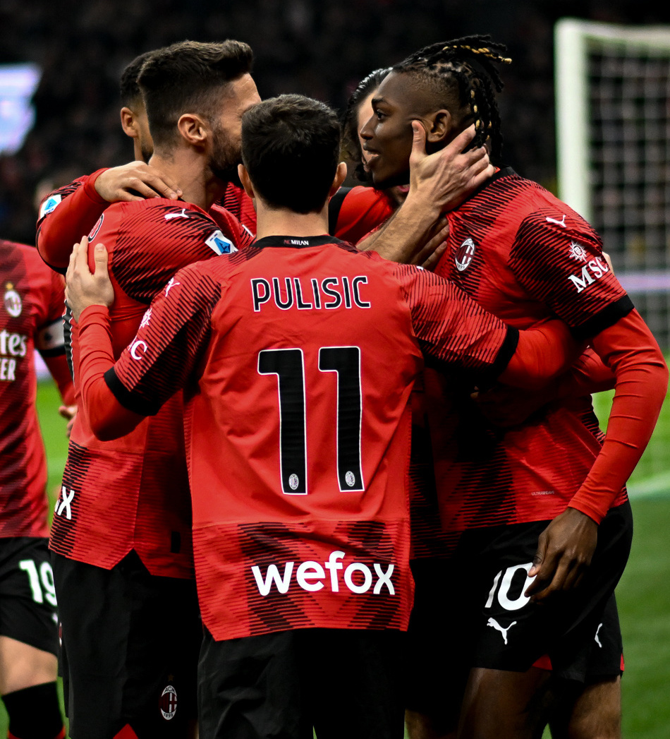 足球意甲ac米兰平亚特兰大